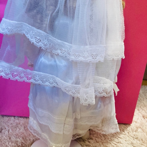 Vintage First Communion Doll - Picture 4 of 4